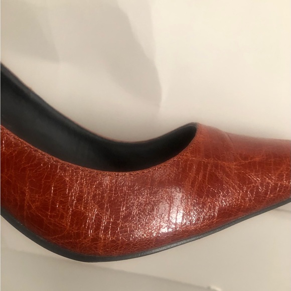 Women’s Rust colored Stiletto Shoes - Picture 6 of 6